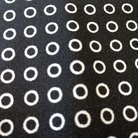 LuLaRoe Black/White Circle Dress - Size 3XL - Picture 6 of 6
